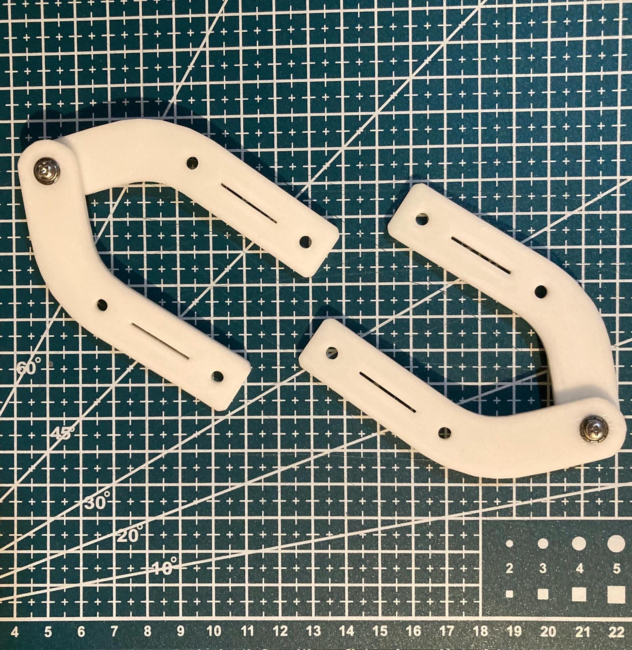 3D Printed V-hinges for Masks, Fursuit Furry Heads, Cosplay [europe] - Etsy