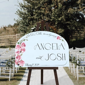 Welcome Wedding Sign, Personalized Welcome to our Wedding Sign, Arched Acrylic Wedding Sign, Wedding Decor, Modern Wedding Welcome Sign