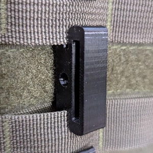 Molle Reverser Clip