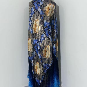 1920s Antique Vintage Black Gold Lamé Floral Black Silk Fringe Piano Shawl Best Decor Wall Hanging Collectable Antique 120 x 115Cm Gift Item