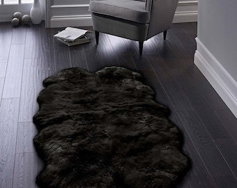 Genuine Sheepskin Rug - Quad Sheepskin Rug - Large Australian Sheep skin rug - Black Sheep Soft And Shaggy Fur Rug 4 Pelt Floor Carpet 4 x 6