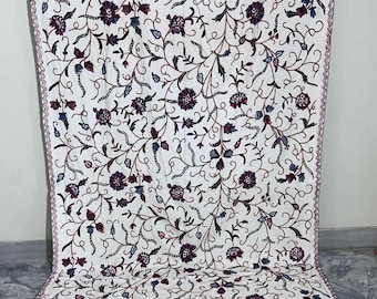 Handgjord vintage flerfärgad crewel-broderad ulltextil gardin överkast överkast tygmaterial 160 x 250 cm Present till henne