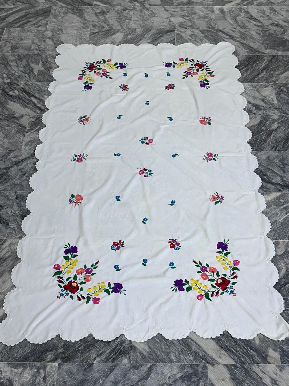 ハンドメイド刺繍テーブルクロス、ヴィンテージ、カロチャ、ハンガリー