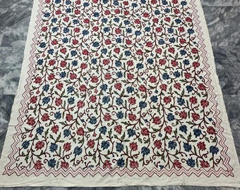 Antique  Crewel work embroidered Hand Woven wool textile curtain bedcover bedspread coverlet Wall Hanging Wool material 260 x 215 cm