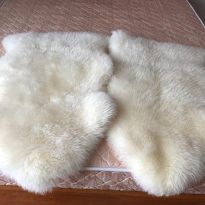 Set von 2 echten Schaffell Teppich Baby Schaffell Soft and Cutie Fur Single Pelt Innendekor Teppich, Matte Stuhlbezug Handgefertigter Teppich 4 x 7 cm