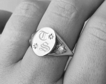 Personalized Signet Ring, Star Diamond Ring, Oval Initial Signet Ring, Custom Initial Ring, Christmas Gift, Birthday Gift, Valentines Gift