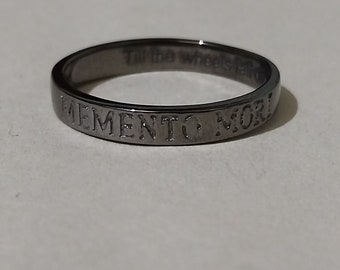 Bague Memento Mori, bague en rhodium noir, bague Memento Mori, bague personnalisée, bague pour homme, cadeau pour homme, bague de promesse, cadeau de mariage pour lui