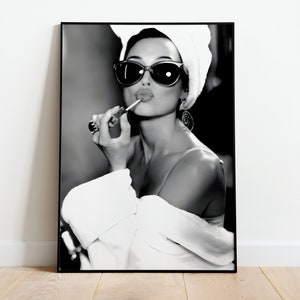 Audrey Hepburn Lipstick Print, Black and White, Vintage Photo, Audrey Hepburn Poster, Old Hollywood Decor, Feminist Print,