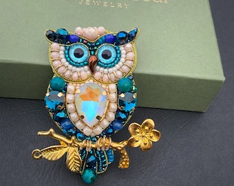 Handmade owl brooch / owl brooch pin / owl jewelry for women / handmade jewelry / handmade brooch