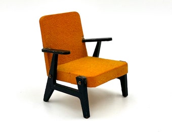 Lundby/Lerro dark yellow chair- Dollhouse item
