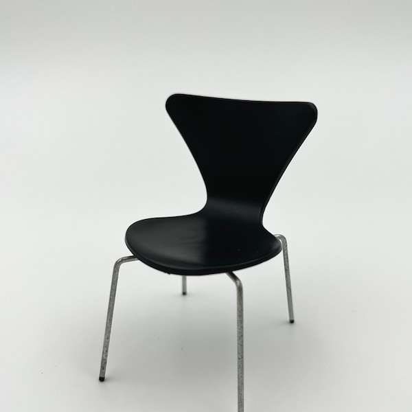 Lundby black ”Seven” chair Arne Jacobsen, Brio