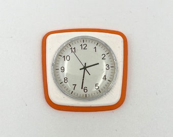 Lundby kitchen wall clock