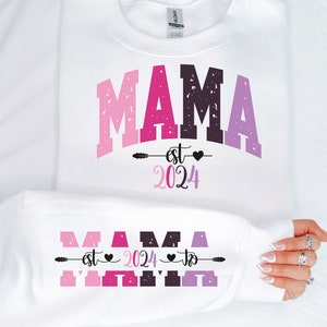 Maman Est. 2024 SVG, maman est. Conception de chemise 2024, nouvelle maman Svg, maman Svg, Svg maman, téléchargement numérique instantané Mom Love Design, maman poche sur la manche