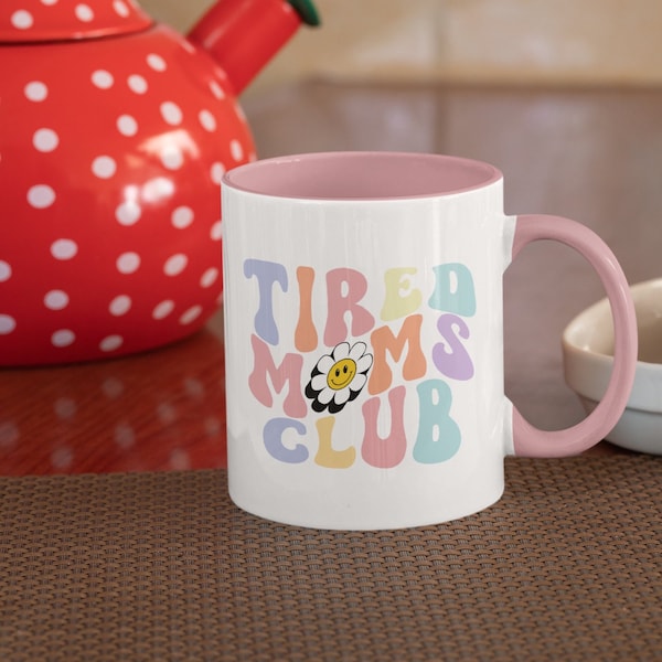 Müde Mamas Club Tasse in bunt | Lustige Mama Becher, Geschenk für sie, Mutterschaft Geschenk, Mama Geburtstagsgeschenk, Mama Becher. Retro Becher