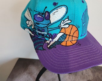 Vintage 1990’s starter charlotte hornets nba snapback hat - super rare edition