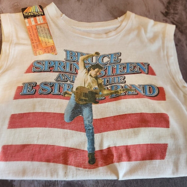 Bruce springsteen t shirt + show ticket from the  Born in the usa 84-85 tour