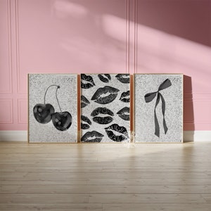 Conjunto de 3 estampas de cereja retrô, decoração de quarto coquete escuro, conjunto de pôster preto e branco, arte de parede digital moderna, arte de parede imprimível estética escura