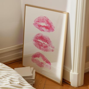 Arte de pared con labios besados, impresión de besos rosados, póster de labios retro, arte de pared de moda, impresión femenina, impresiones digitales coquetas, estética de apartamento funky