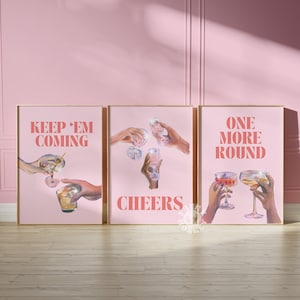 Trendy Bar Cart Print Set van 3, Pink Cheers Poster Set, Keep Em Coming One More Round Bar Cart Decor, Trendy Wall Art Prints, Digitale prints