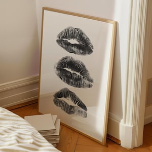 Impresión de labios besados, arte de pared de moda, póster de labios negros, decoración de habitación oscura y coqueta, impresiones digitales, estética de dormitorio preppy, arte imprimible moderno