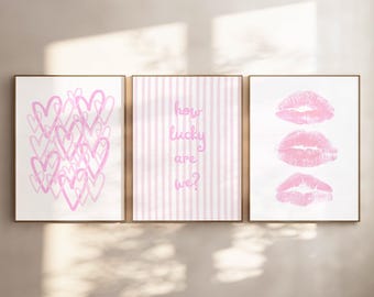 Trendig rosa väggkonst set med 3, Hur lyckliga är vi tryck, kustnära preppy estetik, trendiga posters, digital väggkonst, flickig studentrumsdekor