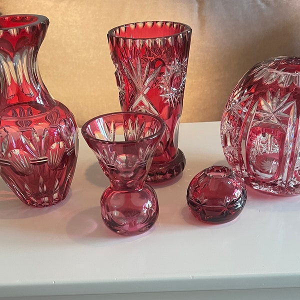 Loodkristallen vazen rood (hoge kwaliteit uit Bohemen)