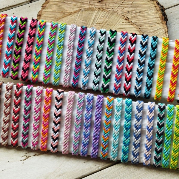 Bracelets brésiliens modèle chevron.