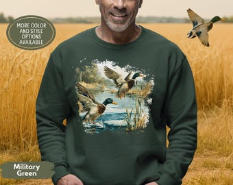 Retro Mallard Duck Sweatshirt for Men, Vintage Duck Hunting Shirt, Waterfowl Gift Idea, Rustic Fall Outdoors Tee, Unisex Wildlife Crewneck