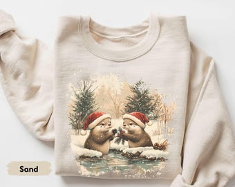 Retro River Otter Christmas Sweatshirt, Vintage 90s Wildlife Shirt, Cozy Nature Lover Tee, Otter Lover Gift, Rustic Cabin Animal Graphic Top