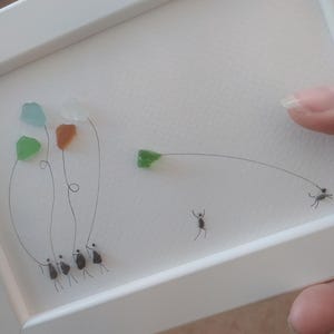 Framed Sea Glass Family Art | Landscape Coastal Housewarming Pebble Wall Decor Gift imagem 8