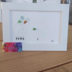 Framed Sea Glass Family Art | Landscape Coastal Housewarming Pebble Wall Decor Gift imagem 2