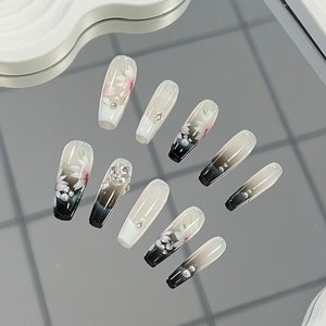 Glamorous Flowers Black and White Romantic Blossom Coffin Reusable Handmade Gel Press-on Nails