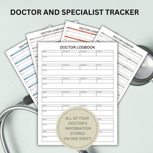 Könnte beinhalten: Ein druckbarer Arzt- und Spezialisten-Tracker-Logbuch mit einem Stethoskop auf hellblauem Hintergrund. Das Logbuch trägt den Titel "Doctor Logbook" und den Text "All of your doctor's information stored on one sheet!"