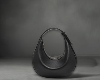 Crescent Shoulder Bag | Black Crossbody Handbag | Minimalist Winter Underarm Baguette Purse | Gift for Her