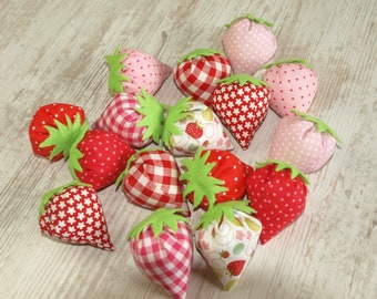 Decoration strawberries sewn per piece