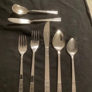 Vintage Cortina Pattern Stainless Steel Flatware 46 pieces NEW