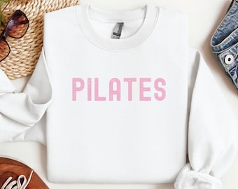 ピラティス スウェットシャツ、ピラティス ラバー スウェットシャツ、ピラティス インストラクター スウェットシャツ、ピラティス ガール シャツ、ピラティス ティーチャー、ワークアウト スウェットシャツ