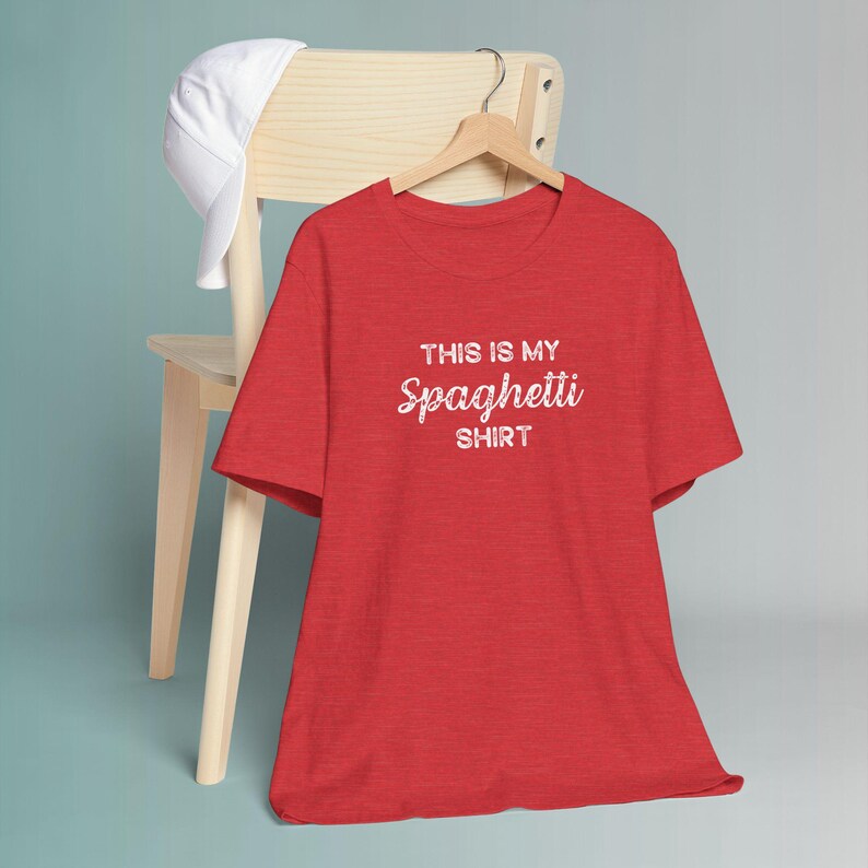 Spaghetti Tshirt, "This is my spaghetti shirt" Funny shirt for the messy eater, Unisex Jersey Short Sleeve Tee afbeelding 12
