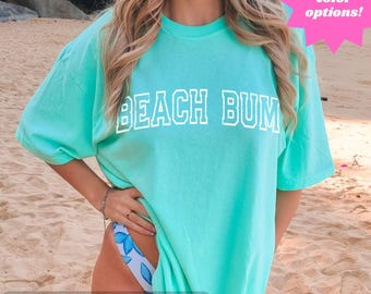ビーチバムTシャツ、コンフォートカラーTシャツ、ビーチバムシャツ、バケーションシャツ、ビーチTシャツ、ユニセックスガーメントダイTシャツ