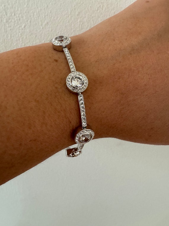 Vintage ELIOT DANORI Crystal Accent Bracelet, 8” - Main Image