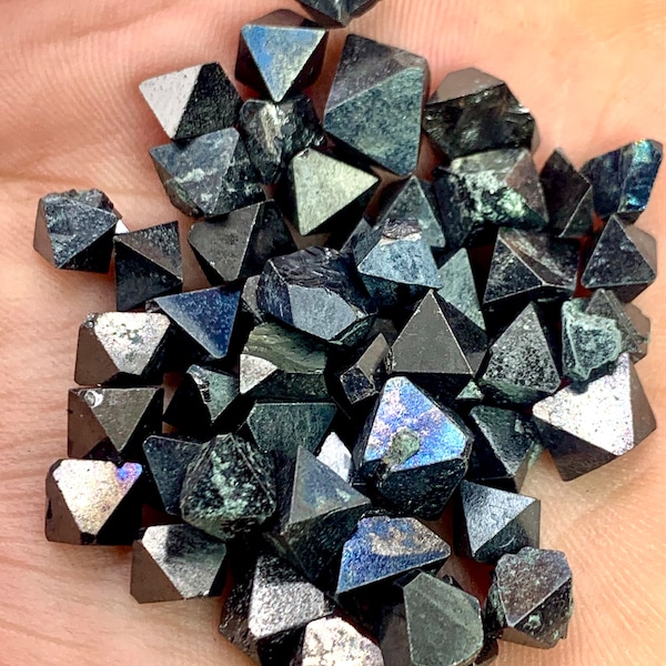 125:Carat Beautiful Natural Top Crystal Shape magnetite From Pakistan Baluchistan