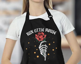 Run Little Mouse Kitchen Apron: Dark Romance Book Lover Gift, Rose & Skeleton, Haunting Adeline