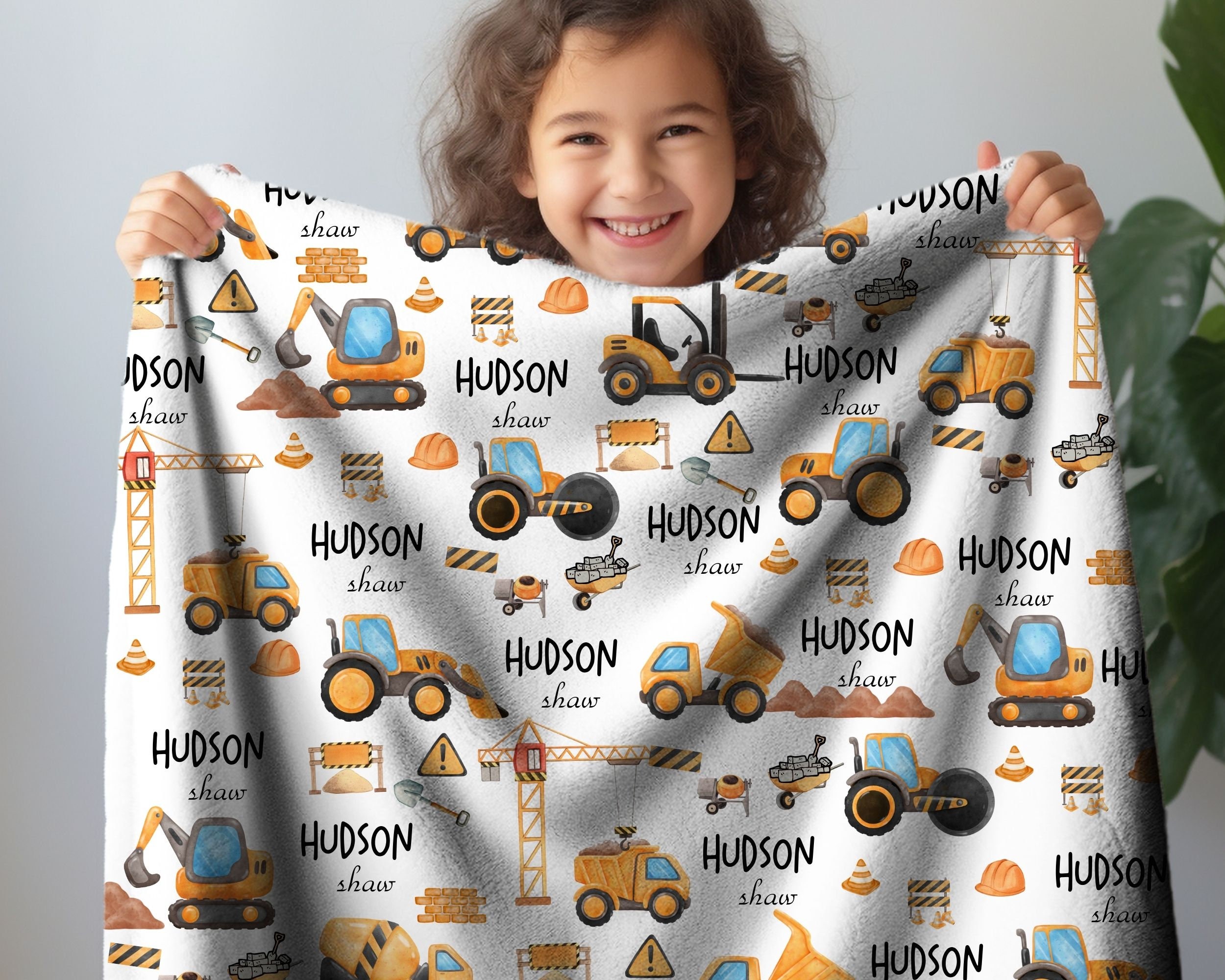 Couverture avec prénom pour bébé camion de construction : décoration de chambre d'enfant personnalisée avec excavatrice de tracteur de camion à benne basculante