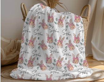 Manta de conejito de Pascua personalizada: decoración para habitación de bebé con temática rosa