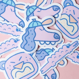 Pegatinas de vinilo brillante a prueba de agua / Animales locos dibujados a mano / Pegatinas de perros, osos y cocodrilos / Diseños de animales coloridos y extravagantes