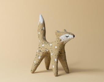 Marko Ceramic Wolf | Cookie Color Stoneware Clay Wolf with minimalist cute pattern and matt surface | Unique handmade gift ring holder