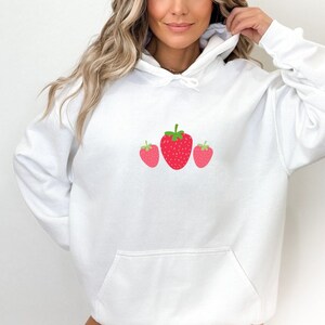 Strawberry Sweatshirt, Berry Cute Crewneck, Strawberries Shirt, Fruit Sweatshirt, Vintage Strawberry Sweatshirt, Strawberry Lover Gift
