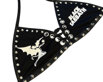 Top bikini Black Sabbath con borchie, realizzato su misura per te