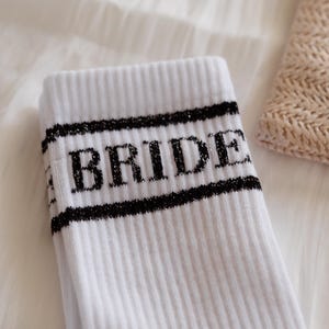 Socken „Bride“, Braut-Socken, Statement Socken Bride, Braut, Tennissocken weiß, Geschenk Braut, JGA,Junggesellinnenabschied, Geschenk Braut bild 2