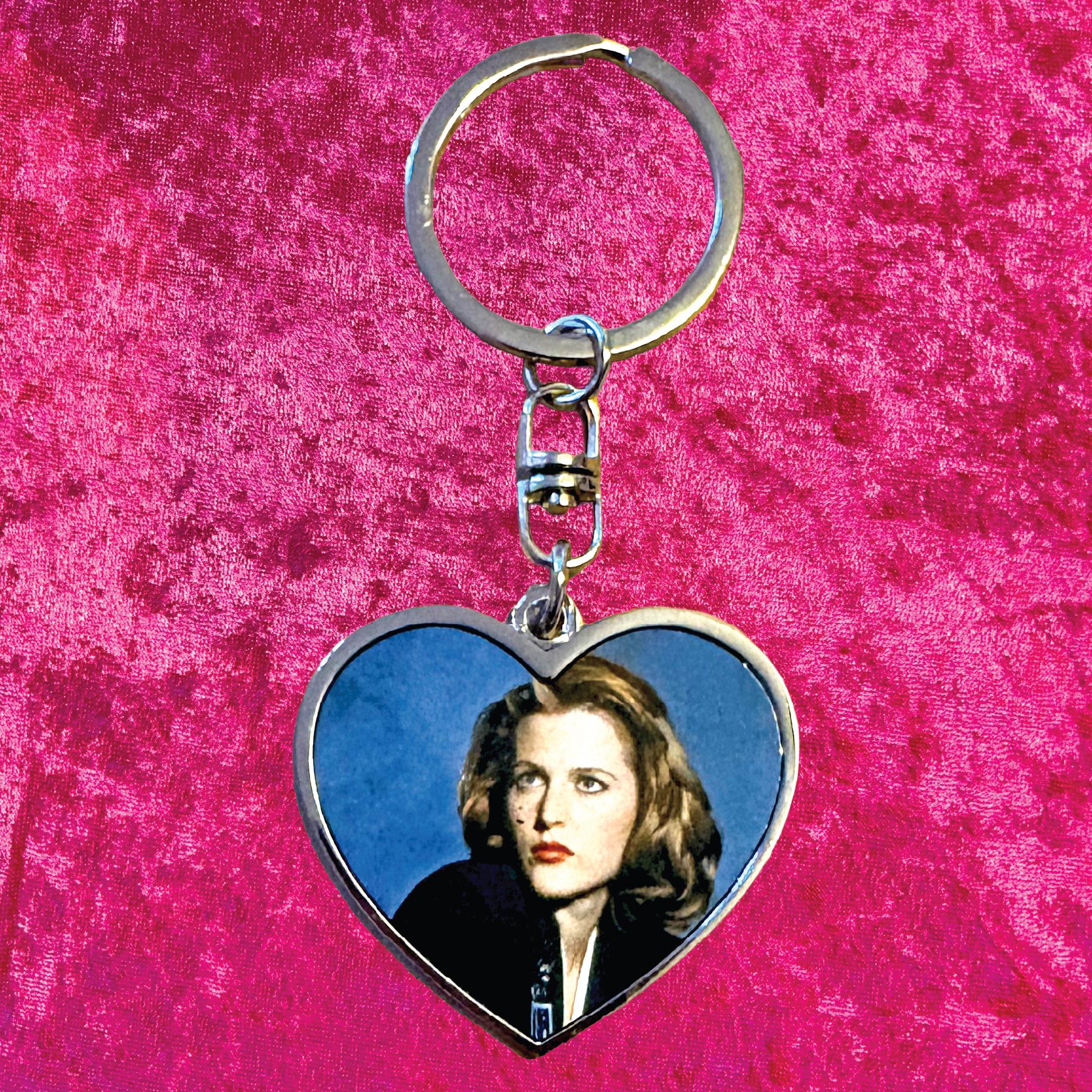 Dana Scully & Fox Mulder X-files Heart Keychain 90s Y2K Sci-fi